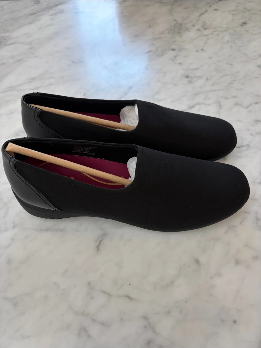 Munro Traveler Black Stretch Fabric Slip-On Comfort Flats